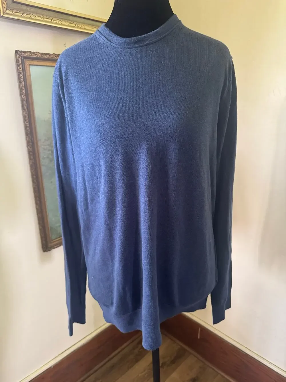 85% Pima Cotton 15% Cashmere Banana Republic Blue Crewneck Sweater S